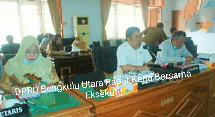 DPRD Rapat Kerja Bersama Eksekutif Nota Pengantar Rancangan peraturan daerah APBD 2020