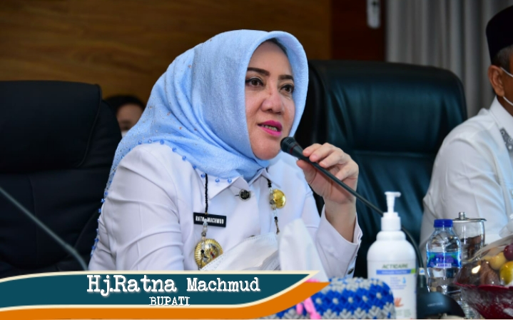 Bupati Musi Rawas Hj.Ratna Machmud berikan bimbingan Bunda PAUD