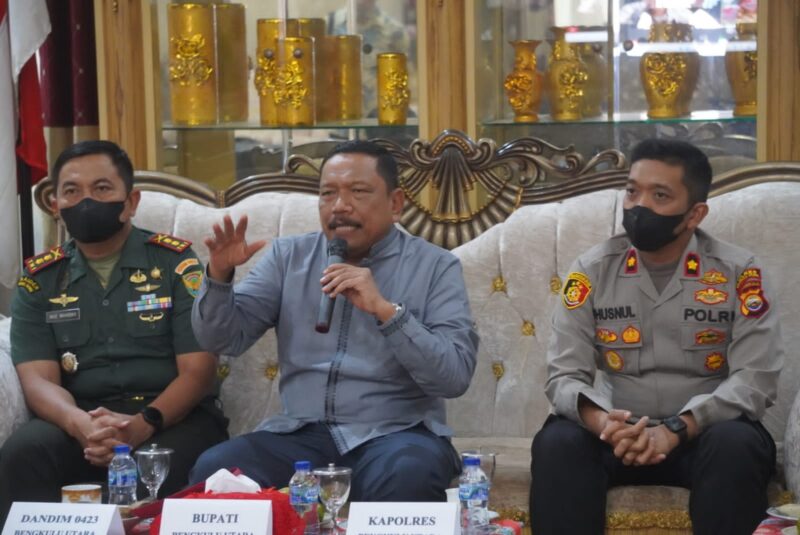 Bupati H.Mian Audindi Bersama Pengusaha Kelapa Sawit