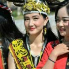 7 Suku di Indonesia Penghasil Wanita Cantik, Menurutmu Mana yang Paling Cantik?