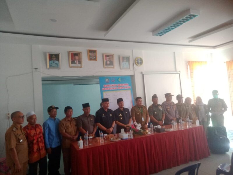 Rumah Sakit Umum Daerah (RSUD) Kabupaten Kaur melaksanakan deklarasi dengan menandatangani komitmen bersama 