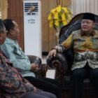 Gubernur Bengkulu Bersama Kepala BPJS ketenagakerjaan melakukan audiensi 