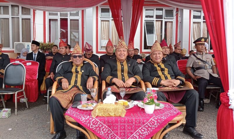 Wakil Ketua II DPRD Bengkulu Utara Herliyanto,S.Ip dan ketua Komisi I Hasdiansyah menghadiri rangkaian Akhir HUT ke- 47 Kabupaten Bengkulu Utara 