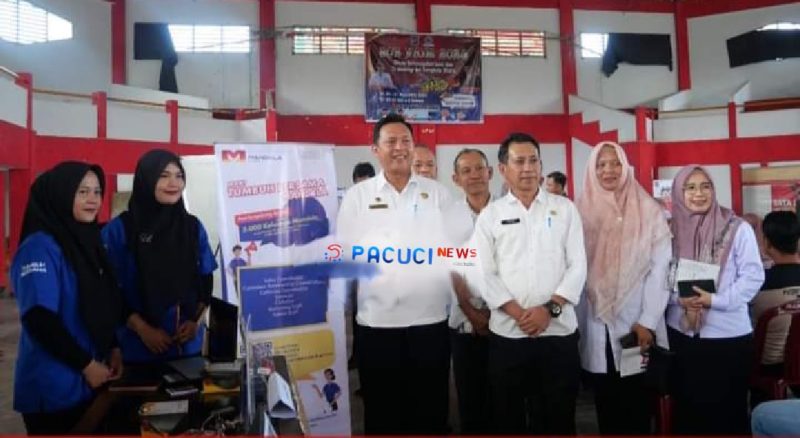 Dinas Ketenagakerjaan dan Transmigrasi Kabupaten Bengkulu Utar,  bertempat di Gedung Sahri Romli.