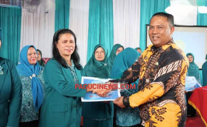 Kepala Dinas PMD Bengkulu Utara Rahmat Hidayat