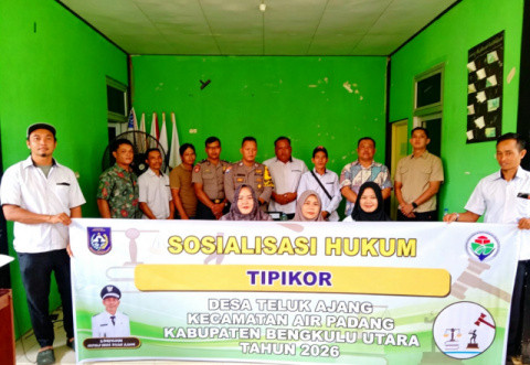 Pemerintah Desa Teluk Ajang