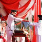 Bupati Bengkulu Utara Arie Septia Adinata, S.E.M.Ap bertindak sebagai Inspektur Upacara