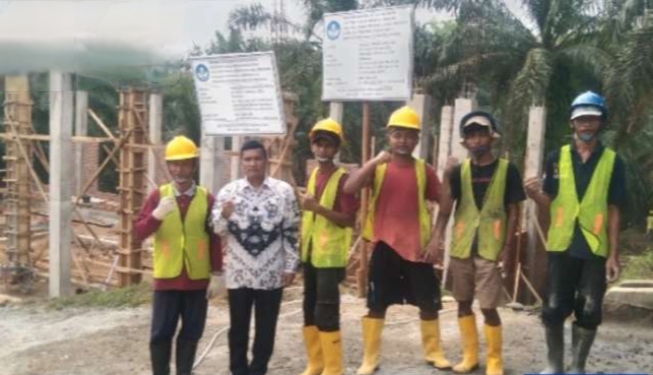 Oplus_0